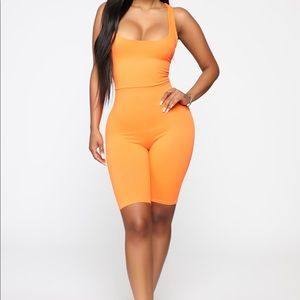 Orange romper 🍊